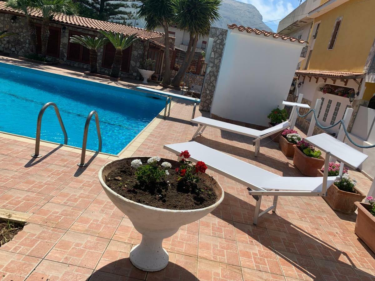 Casa Vacanze Villa Grace Villagrazia Di Carini ภายนอก รูปภาพ