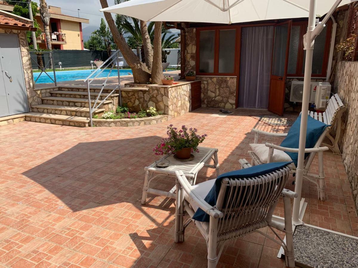 Casa Vacanze Villa Grace Villagrazia Di Carini ภายนอก รูปภาพ